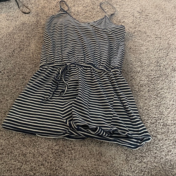 Striped Romper - Picture 6 of 6